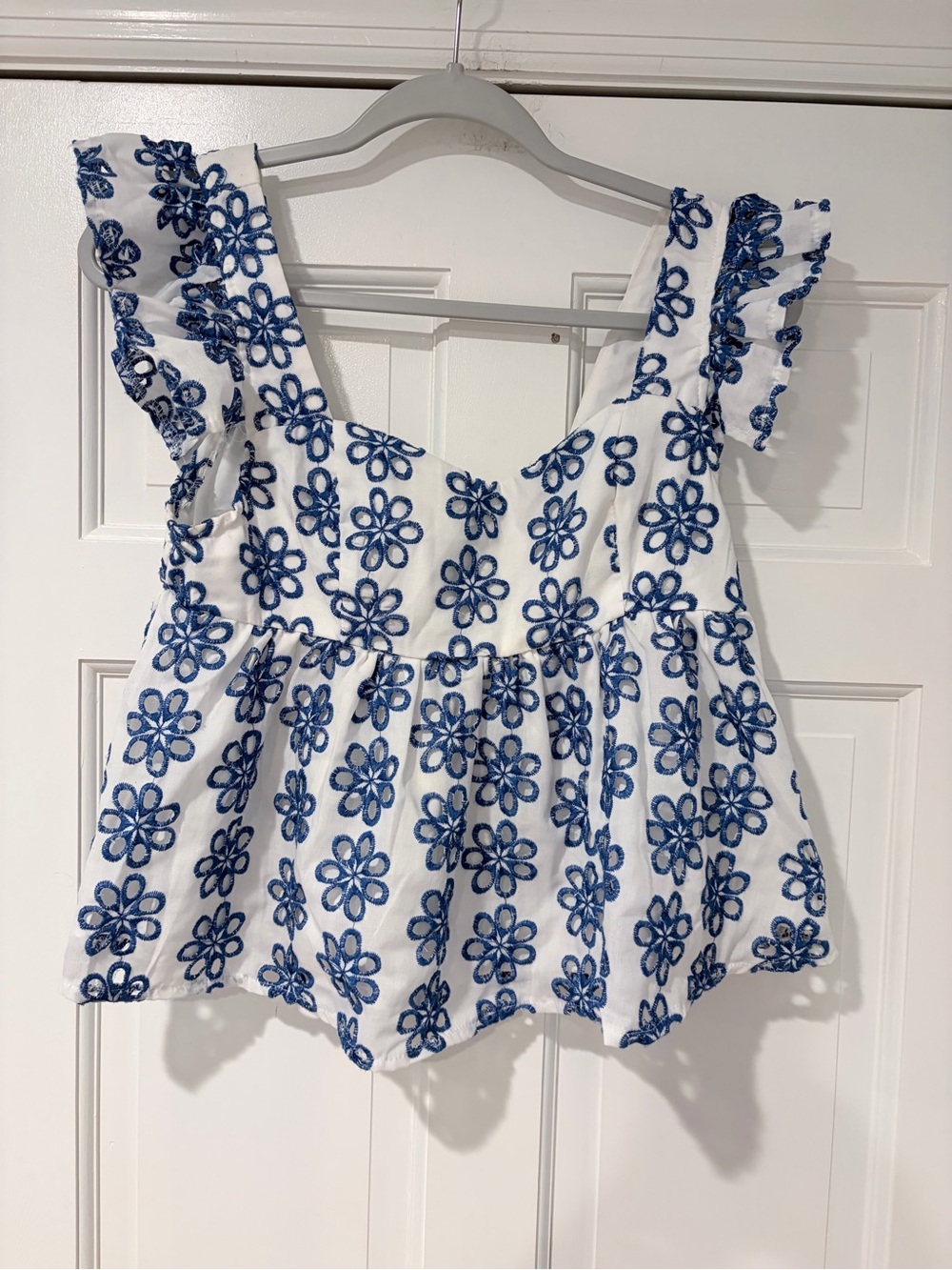 Blue & White Eyelet Floral Babydoll Tank Top – Women’s Medium